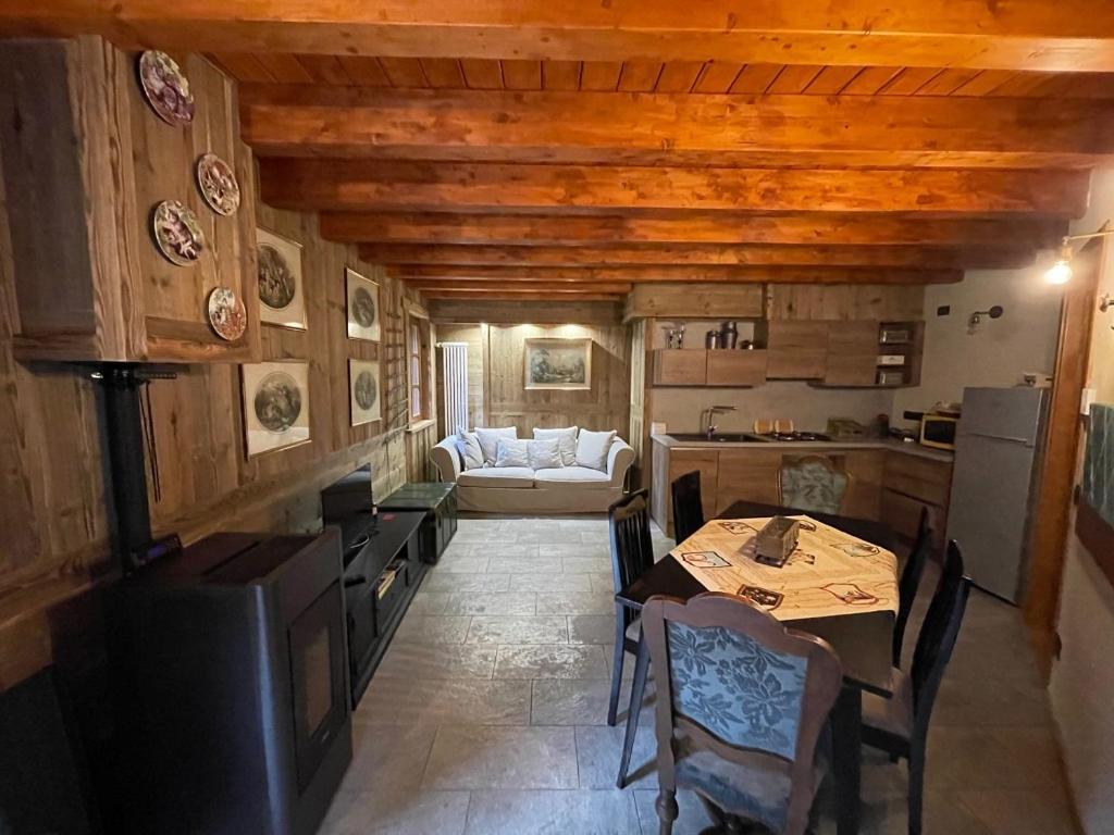 Wildhomes Wild Wolf Lodge Courmayeur Exteriér fotografie